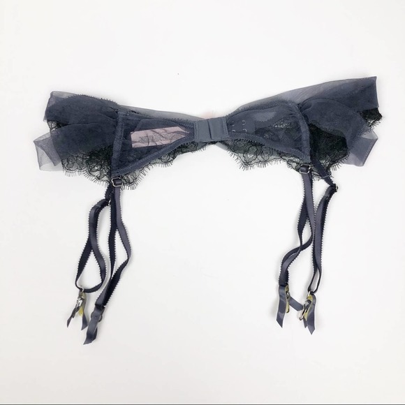 NEW Victoria’s Secret Lace Balconet Garter Set‎ - Picture 10 of 14